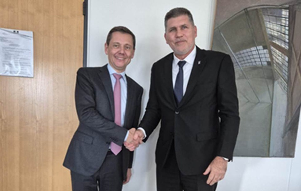 cuba-y-francia-abordan-posibilidades-de-impulsar-lazos-economicos