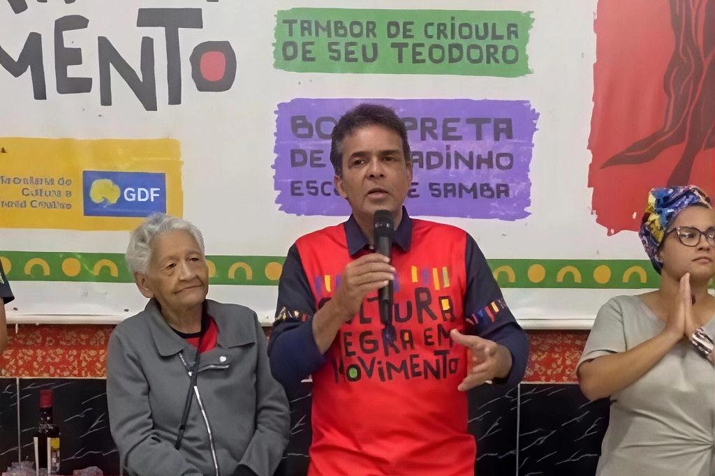 mas-solidaridad-con-venezuela-durante-fiesta-popular-en-brasil