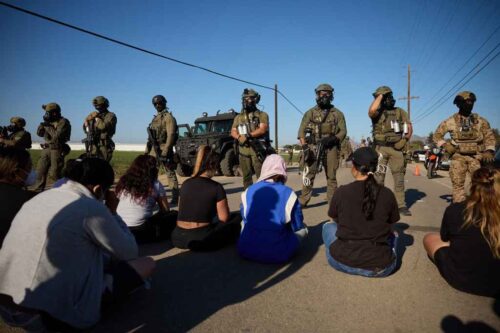 CAMARILLO (United States), 11/07/2025.- Federal immigration officials carrying out raids on two southern California cannabis farms clashed with protesters in Camarillo, California, USA, 10 July 2025. On 8 July 2025, city and county officials in Los Angeles joined a federal lawsuit against the Trump administration to stop widespread immigration raids that have prompted demonstrations and caused panic in Latino communities across Southern California. EFE/EPA/ALLISON DINNER