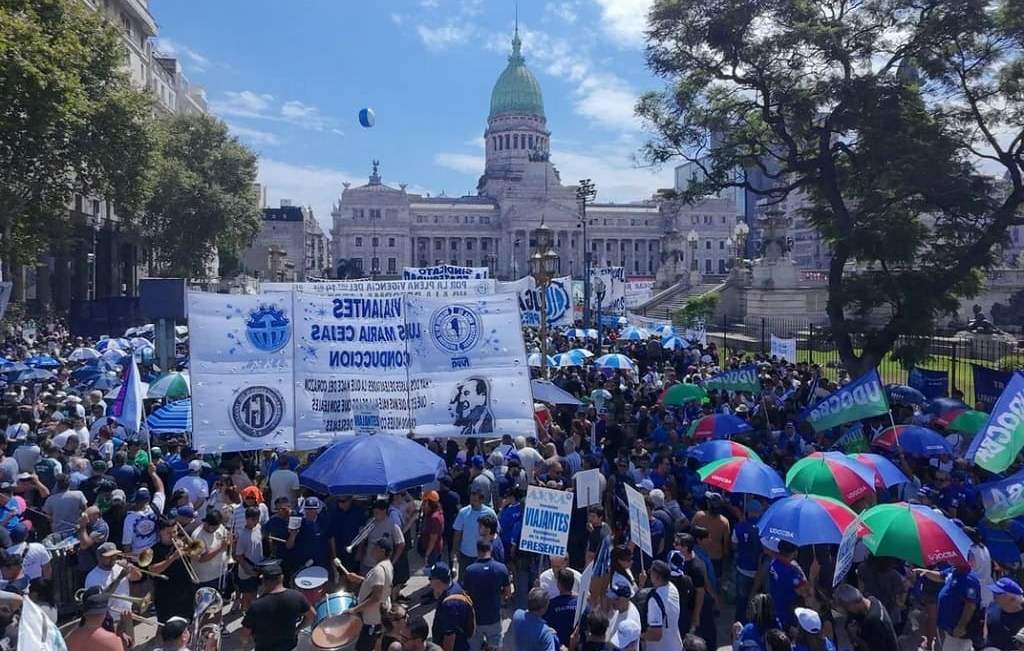 Confederación gremial huelga Argentina(1)