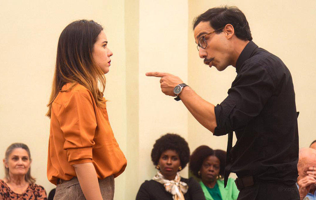 nave-oficio-de-isla-sigue-haciendo-teatro-en-cuba-con-los-adversarios