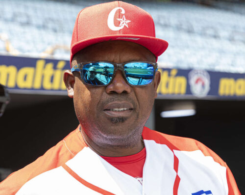 el-nino-eterno-omar-linares-y-la-humildad-de-los-inmortales