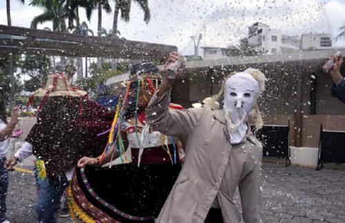 carnaval-ECUADOR(1)