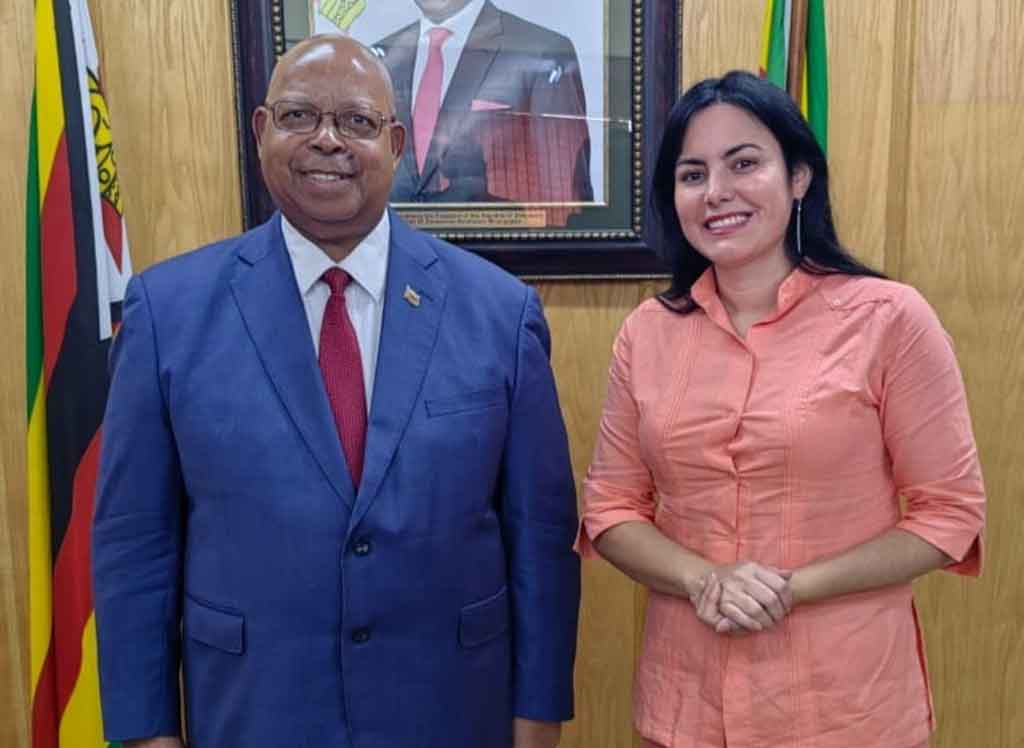 zanu-pf-pondera-postura-de-zimbabwe-contra-bloqueo-de-ee-uu-a-cuba