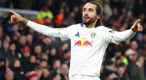 leeds-united-logra-importante-exito-para-continuar-en-la-liga-premier