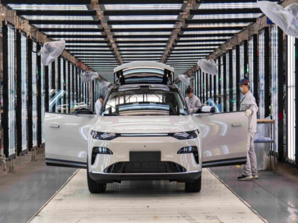 automoviles-en-china-mas-de-34-millones-de-unidades-en-2025