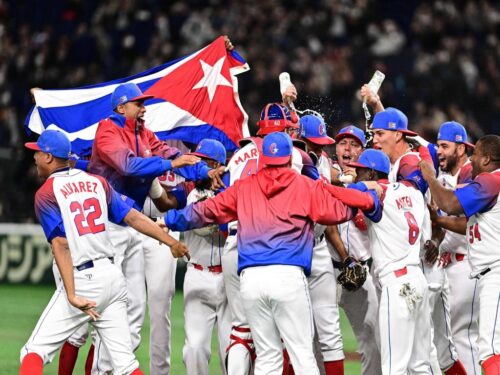 cuba-defiende-su-paso-invicto-en-el-clasico-mundial-de-beisbol