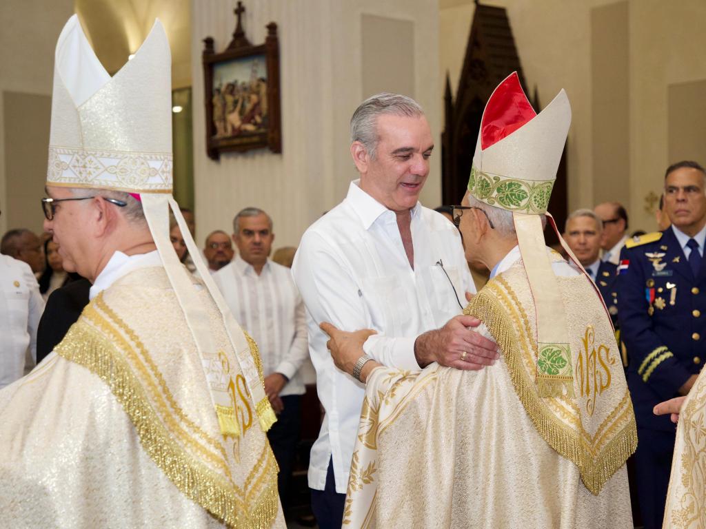 presidente-dominicano-encabeza-tedeum-por-batalla-del-30-de-marzo