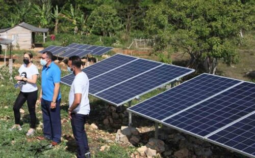 avanza-instalacion-de-paneles-solares-en-provincia-de-cuba
