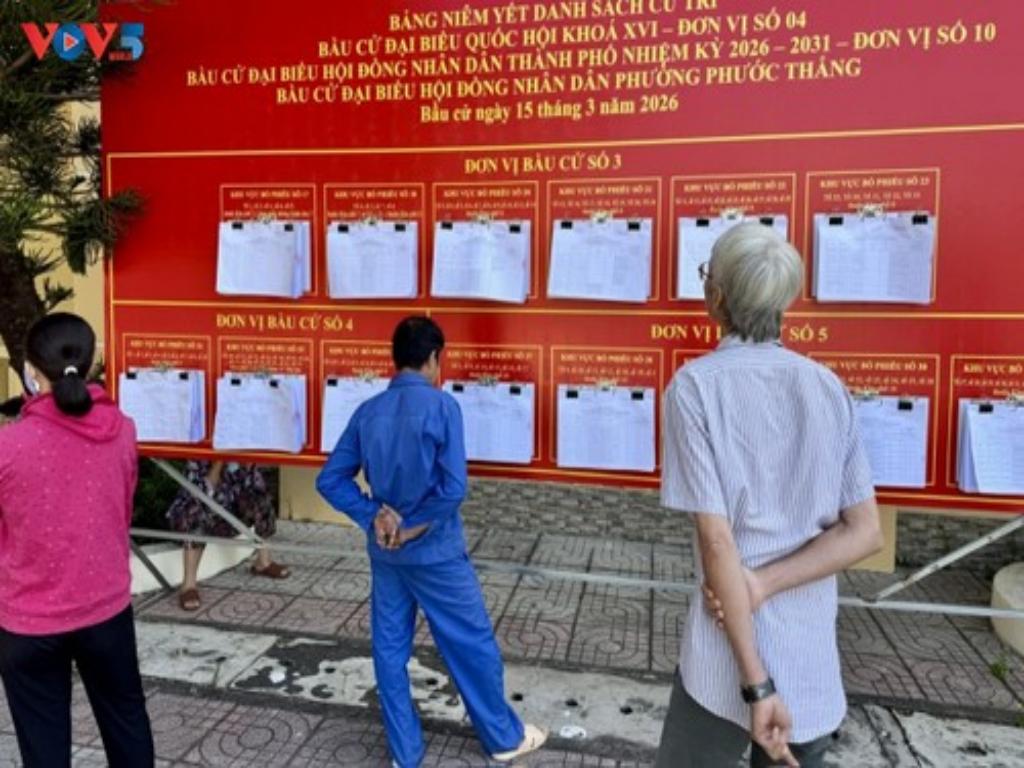 senalan-en-vietnam-exito-de-votaciones-anticipadas-en-alta-mar