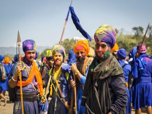 india-celebra-el-climax-del-hola-mohalla