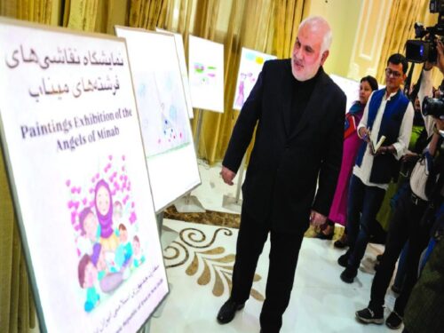 exposicion-de-los-angeles-de-minab-sensibiliza-en-india