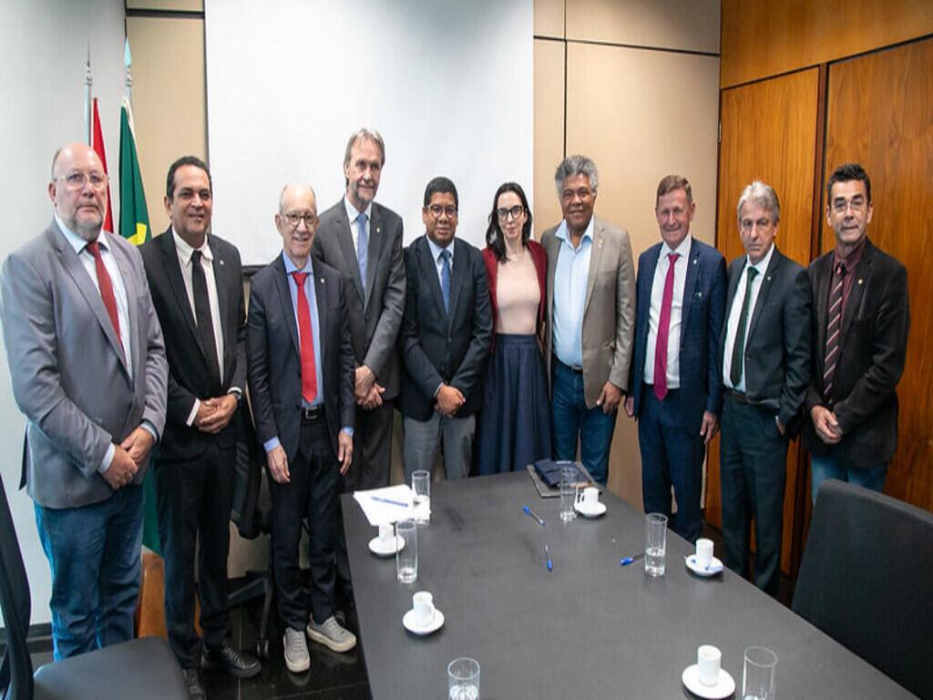 bancada-del-pt-de-brasil-respalda-a-cuba-y-denuncia-politica-de-eeuu