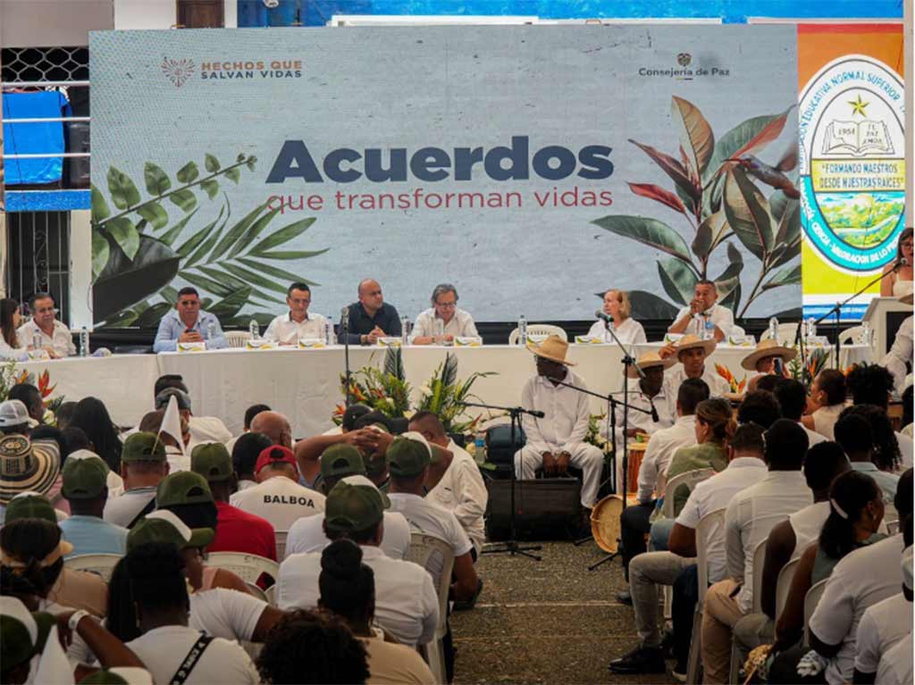 tension-en-dialogos-entre-gobierno-de-colombia-y-grupo-armado-cneb