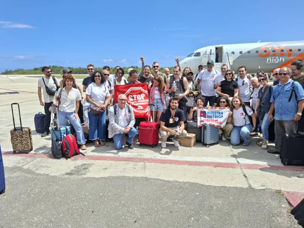 convoy-nuestra-america-de-visita-en-santiago-de-cuba