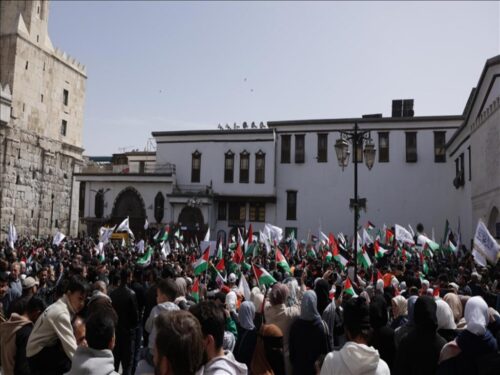 protestan-en-damasco-contra-ley-israeli-sobre-prisioneros-palestinos