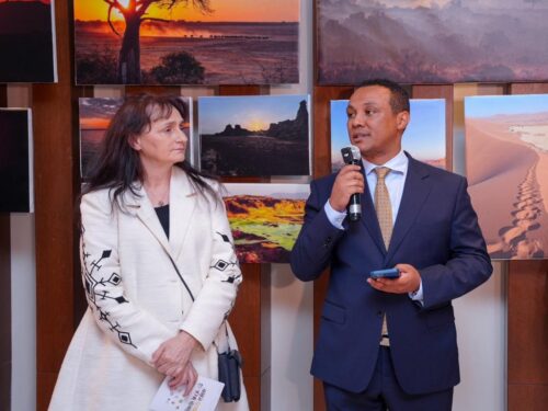 diversidad-africana-centra-exposicion-de-diplomaticos-en-etiopia