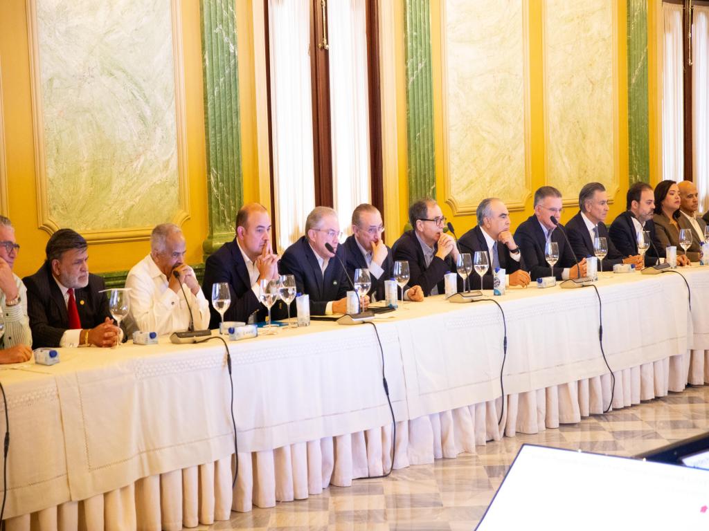 gobierno-y-comerciantes-dominicanos-garantizan-estabilidad-alimentos