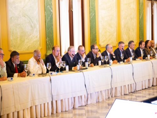 gobierno-y-comerciantes-dominicanos-garantizan-estabilidad-alimentos