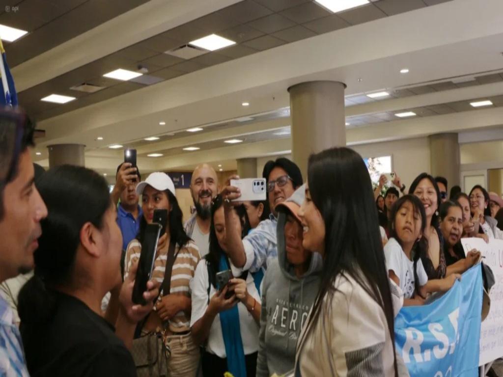 excandidata-presidencial-de-ecuador-denuncia-amenazas-del-gobierno