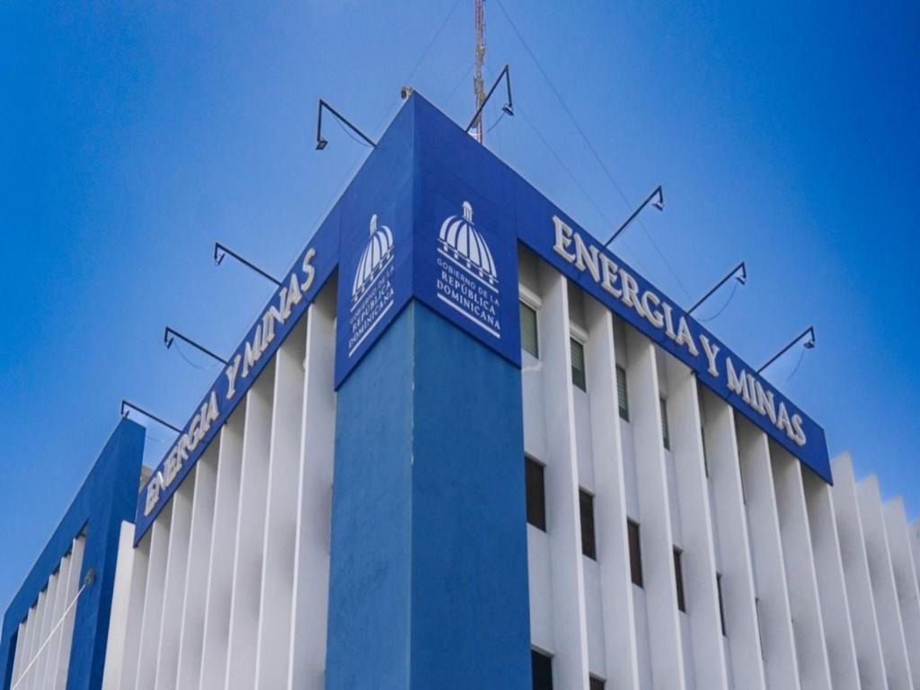 medidas-de-ahorro-energetico-en-instituciones-publicas-dominicanas