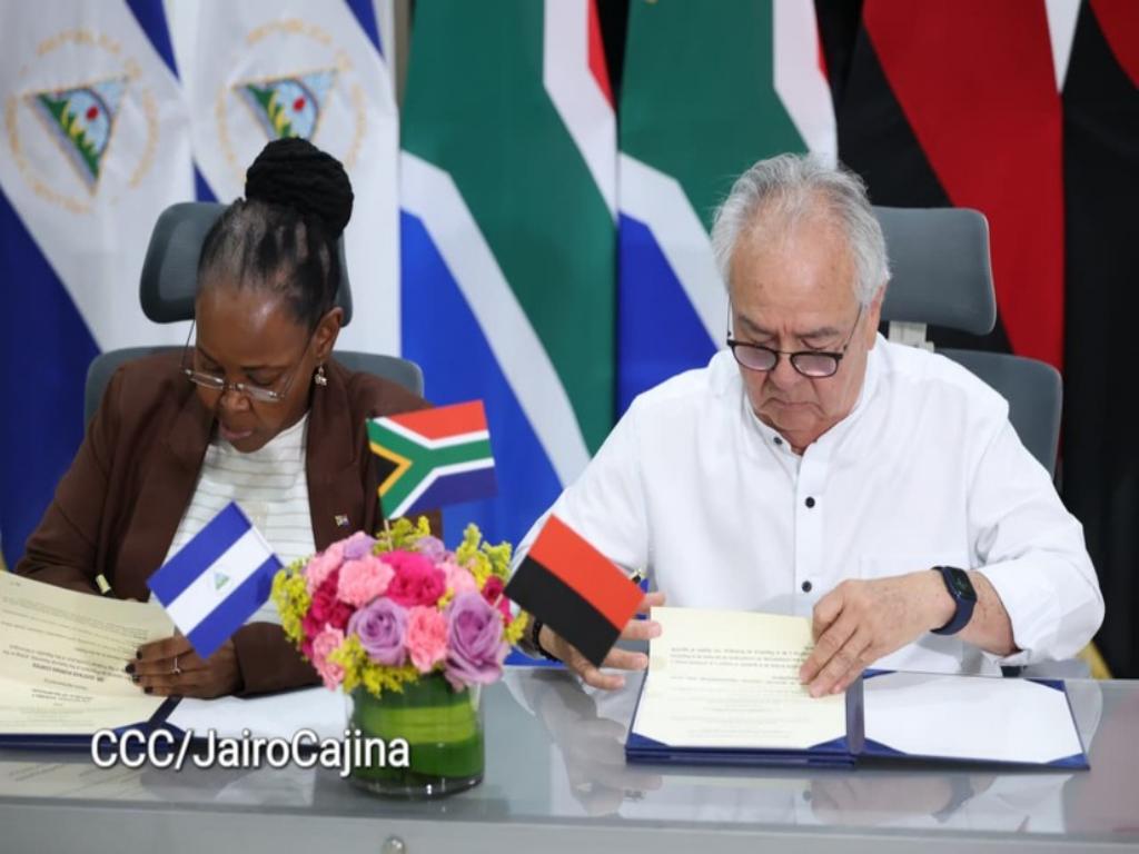 parlamentos-de-nicaragua-y-provincia-sudafricana-firman-memorando