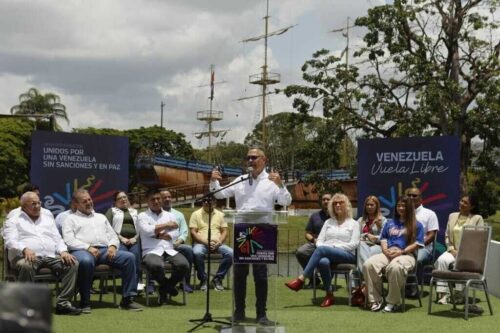 arte-tiende-puente-solidario-entre-pueblos-de-venezuela-y-cuba