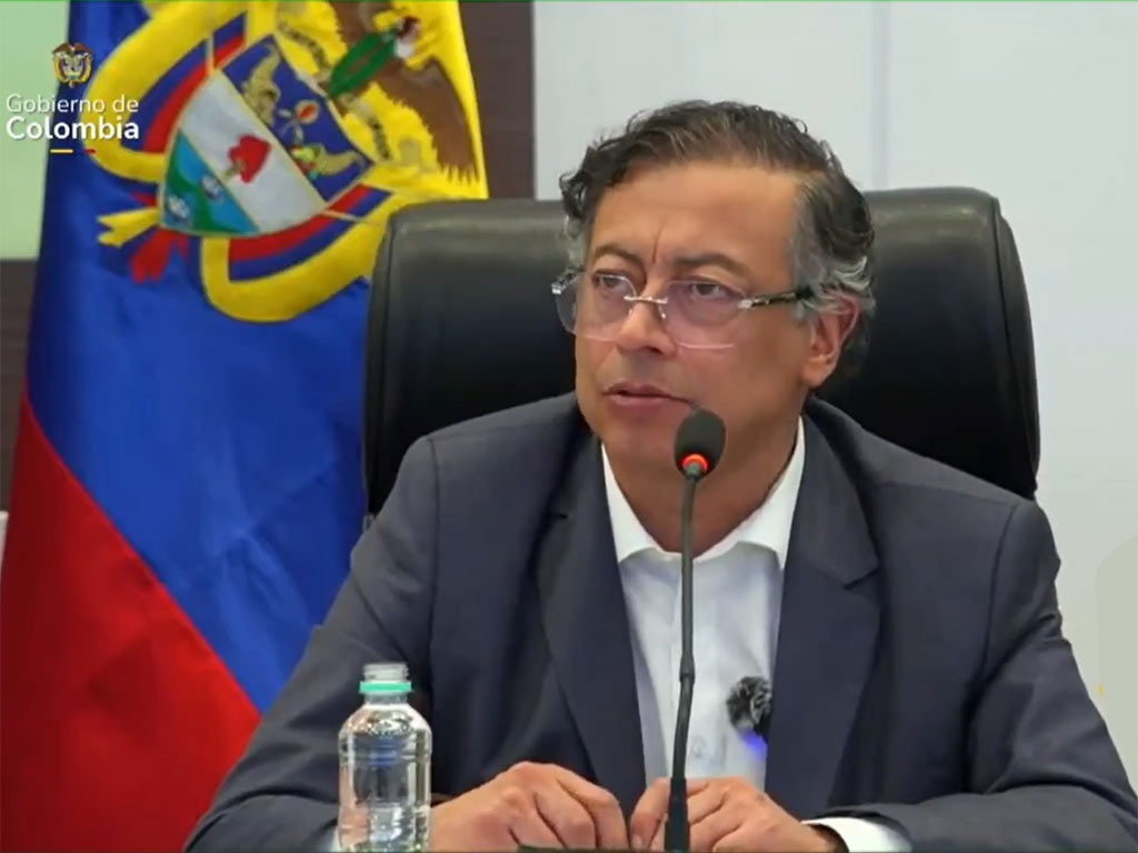 presidente-de-colombia-esboza-plan-ante-desafios-externos-e-internos