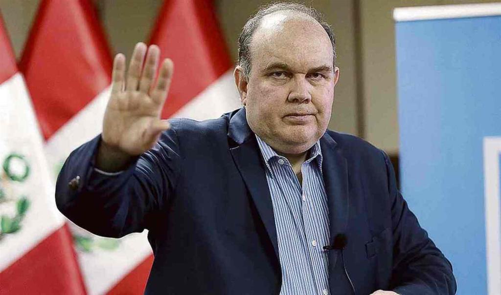 poblacion-andina-pone-en-fuga-a-candidato-neoliberal-en-peru-2