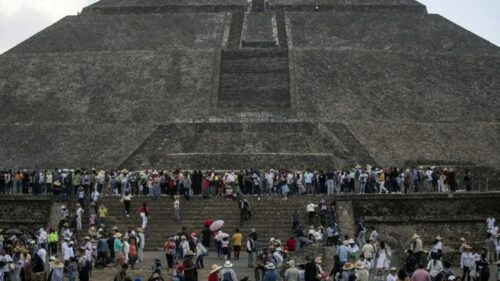reabre-al-publico-zona-arqueologica-de-teotihuacan-en-mexico
