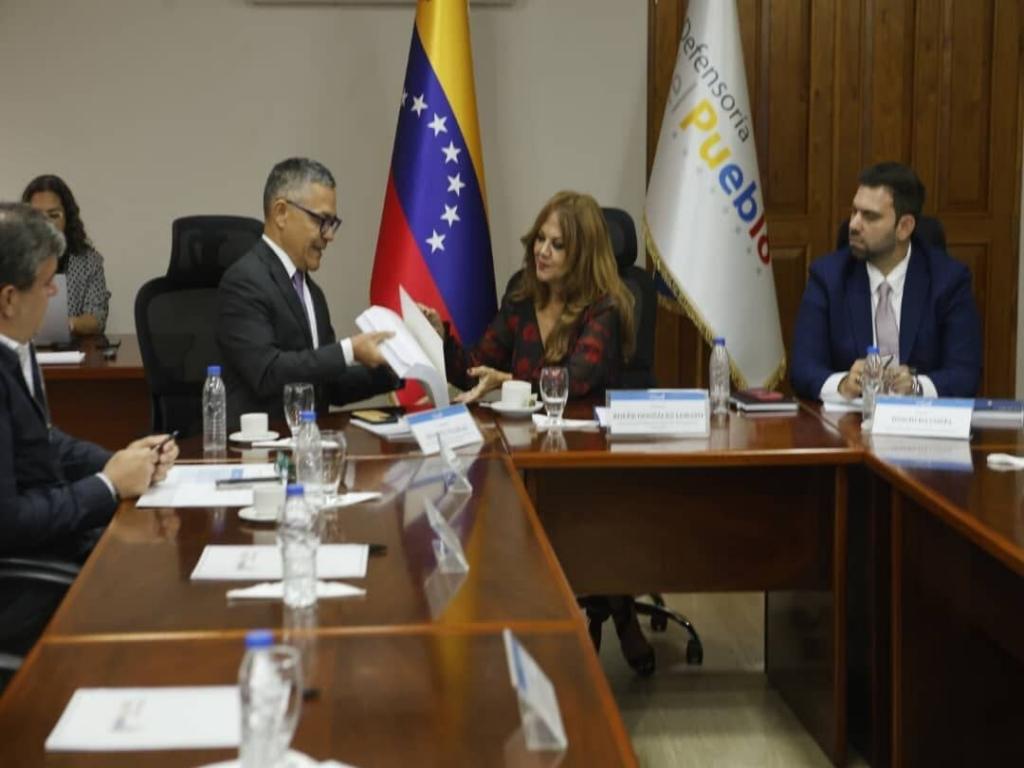 valoran-de-auspicioso-encuentro-con-defensora-del-pueblo-de-venezuela