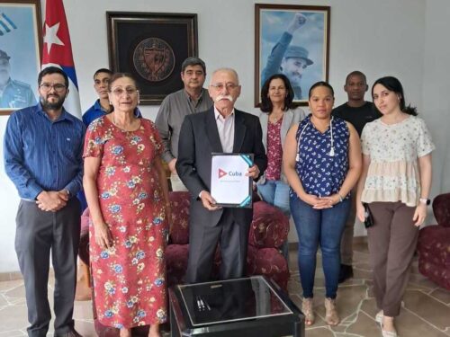 cubanos-en-honduras-se-adhieren-a-iniciativa-mi-firma-por-la-patria