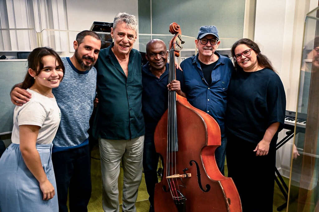 chico-buarque-y-silvio-rodriguez-graban-cancion-juntos-en-la-habana