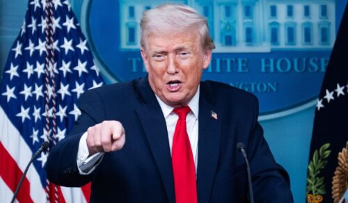 trump-amenaza-con-regreso-de-iran-a-era-de-piedra