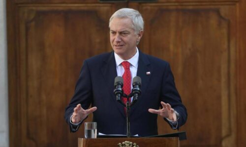 mayoria-de-chilenos-mantiene-desaprobacion-a-gobierno-de-kast