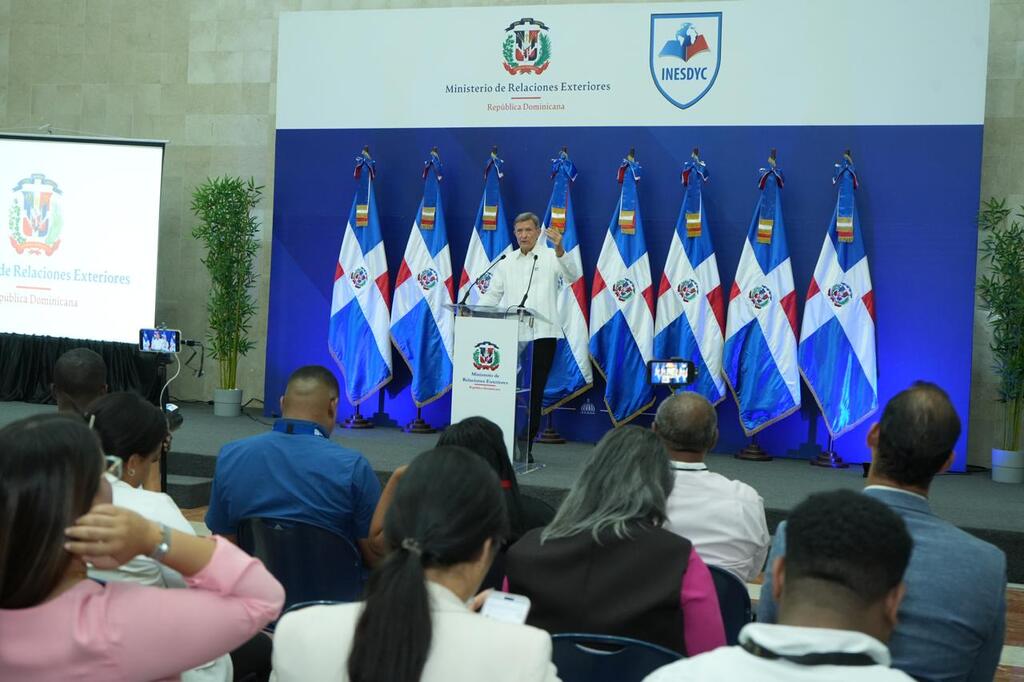 canciller-dominicano-aclara-alcance-de-acuerdo-migratorio-con-eeuu-2