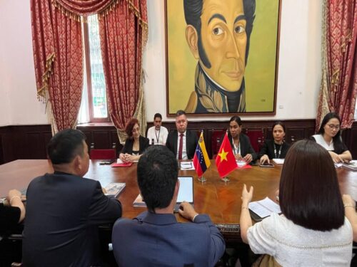 venezuela-y-vietnam-fortalecen-cooperacion-en-materia-comunicacional