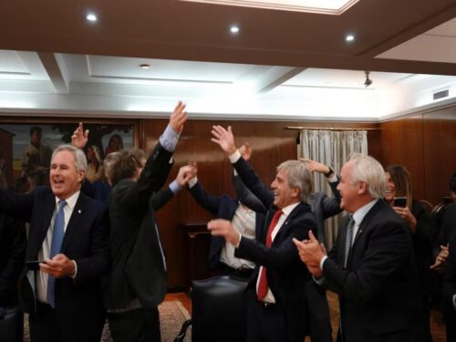 gobierno-milei-festeja-nuevo-prestamo-del-fmi