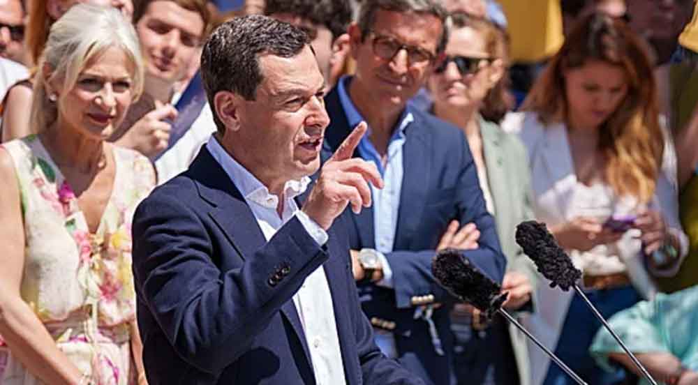 andalucia-reelige-a-pp-y-sorprende-joven-agrupacion