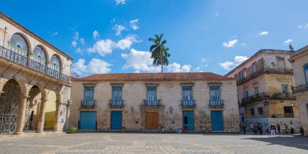 museo-de-arte-colonial-en-cuba-muestra-como-restaurar-pinturas