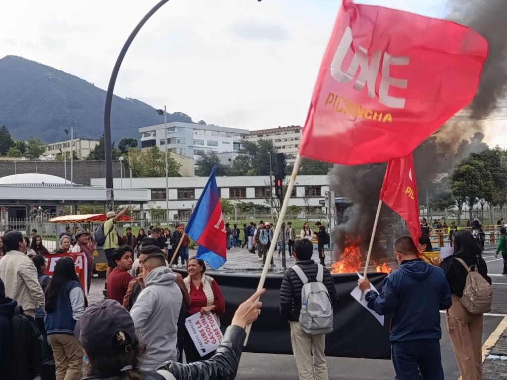 organizaciones-de-ecuador-rechazan-alza-de-combustibles