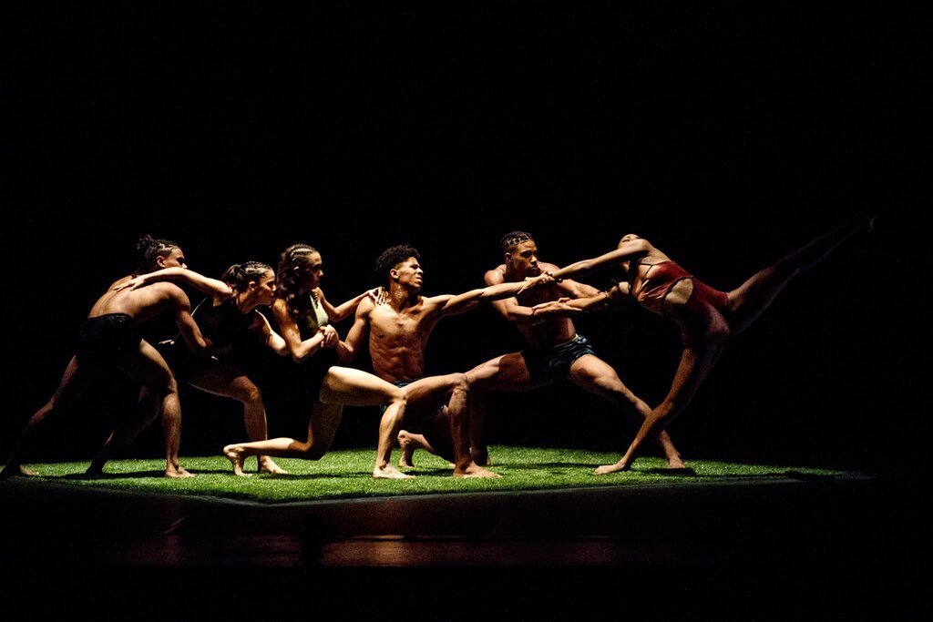 Acosta Danza Yunior, de Cuba, emprende temporada en Reino Unido