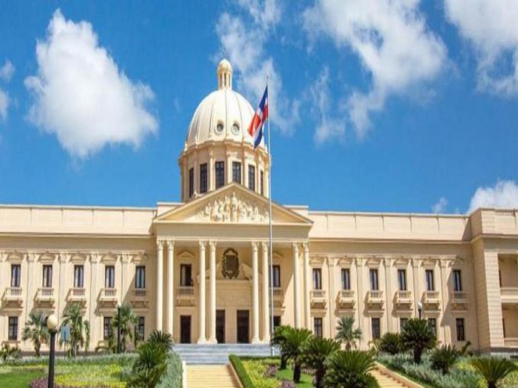 presidente-dominicano-promulga-ley-del-plan-fiscal-para-paliar-crisis