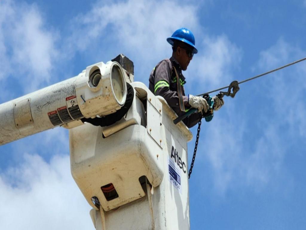 aceleran-acciones-en-dominicana-para-estabilizar-sistema-electrico