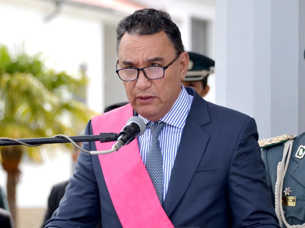 ejecutivo-de-bolivia-sufre-nuevas-bajas-en-medio-de-protestas