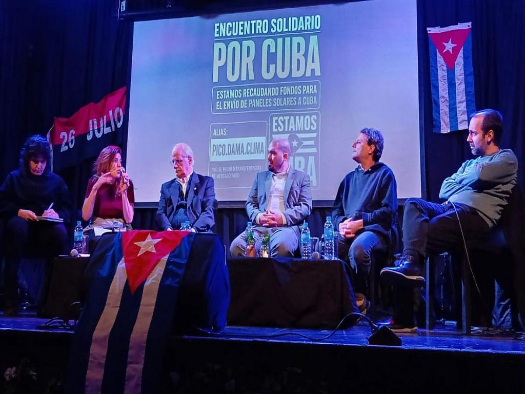 a-cuba-y-al-pueblo-cubano-hay-que-defenderlos-claman-desde-argentina