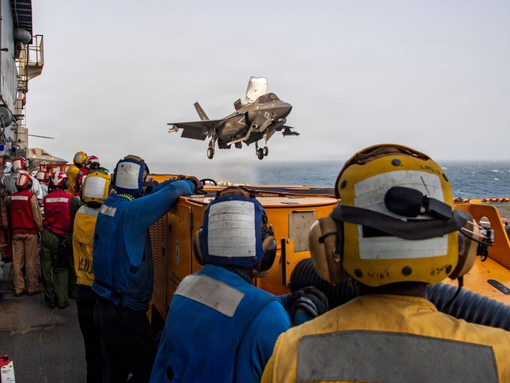 eeuu-desvia-siete-buques-e-inhabilita-otro-en-bloqueo-naval-a-iran