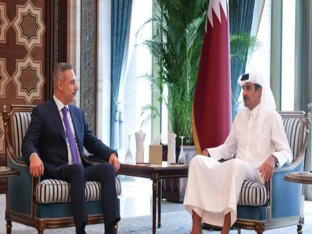 emir-de-qatar-y-canciller-turco-abordan-situacion-regional