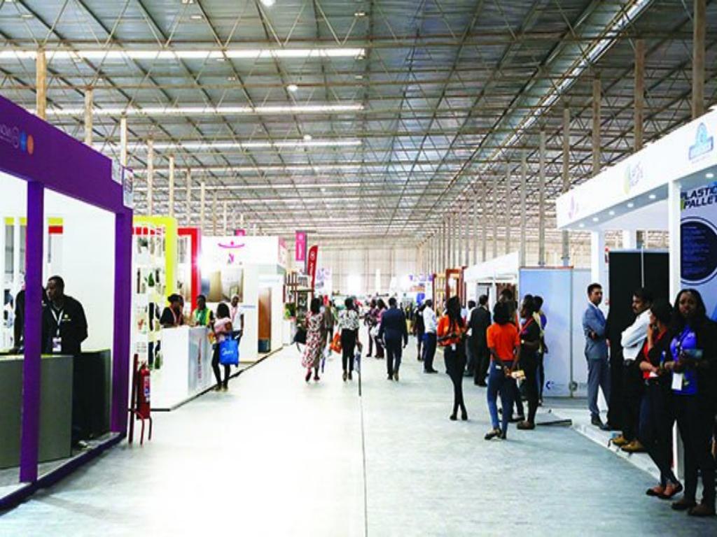 esperan-mas-de-dos-mil-asistentes-a-mayor-feria-comercial-de-angola