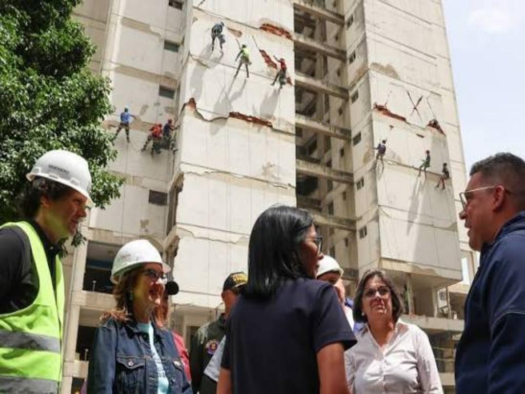venezuela-avanza-en-la-recuperacion-y-fluye-todavia-la-solidaridad